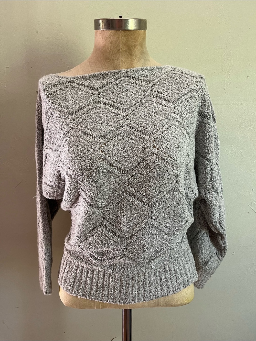 Y2K Women’s Textured Boatneck Sweater - Light Gray